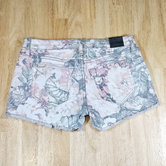 Bleulab Reversible Floral Shorts - Picture 6 of 9